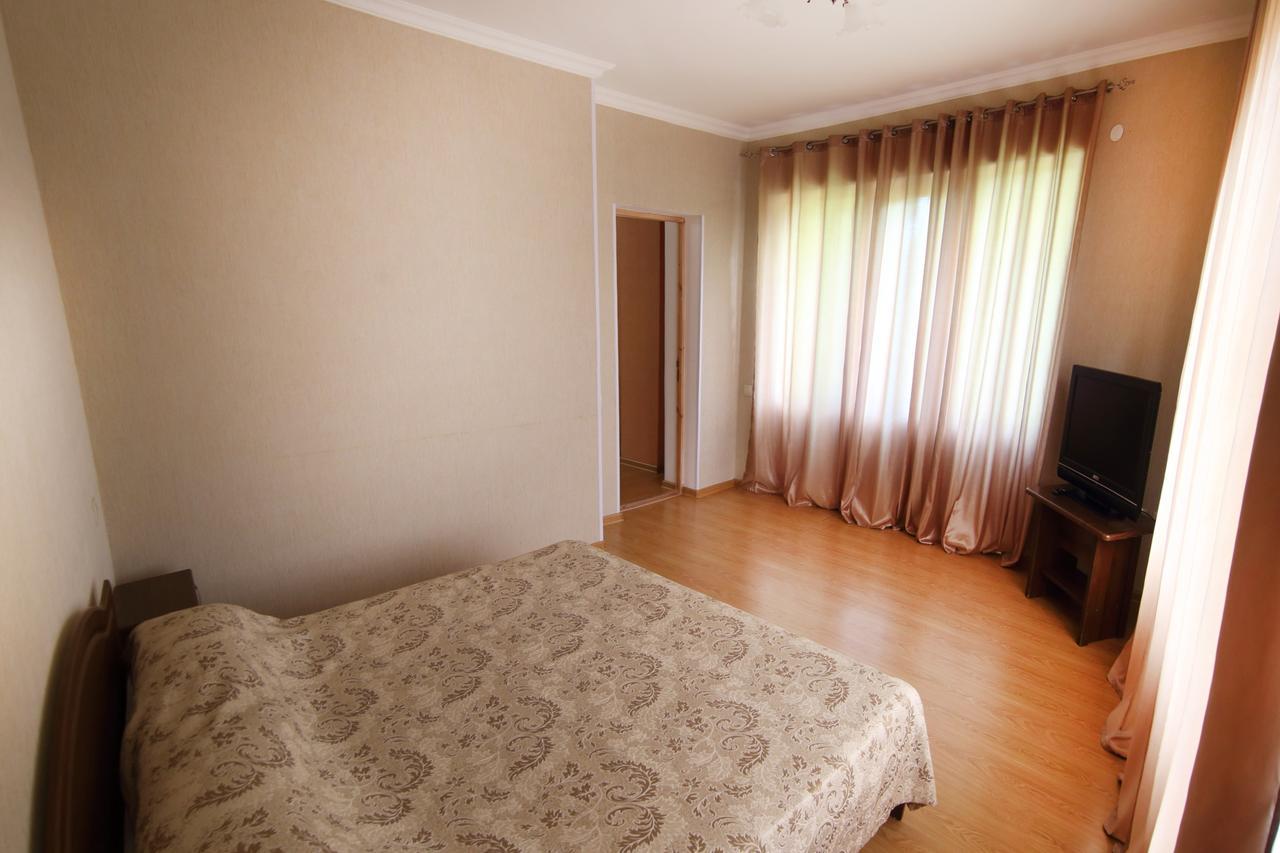 Hotel Kiparis 皮聪达 外观 照片