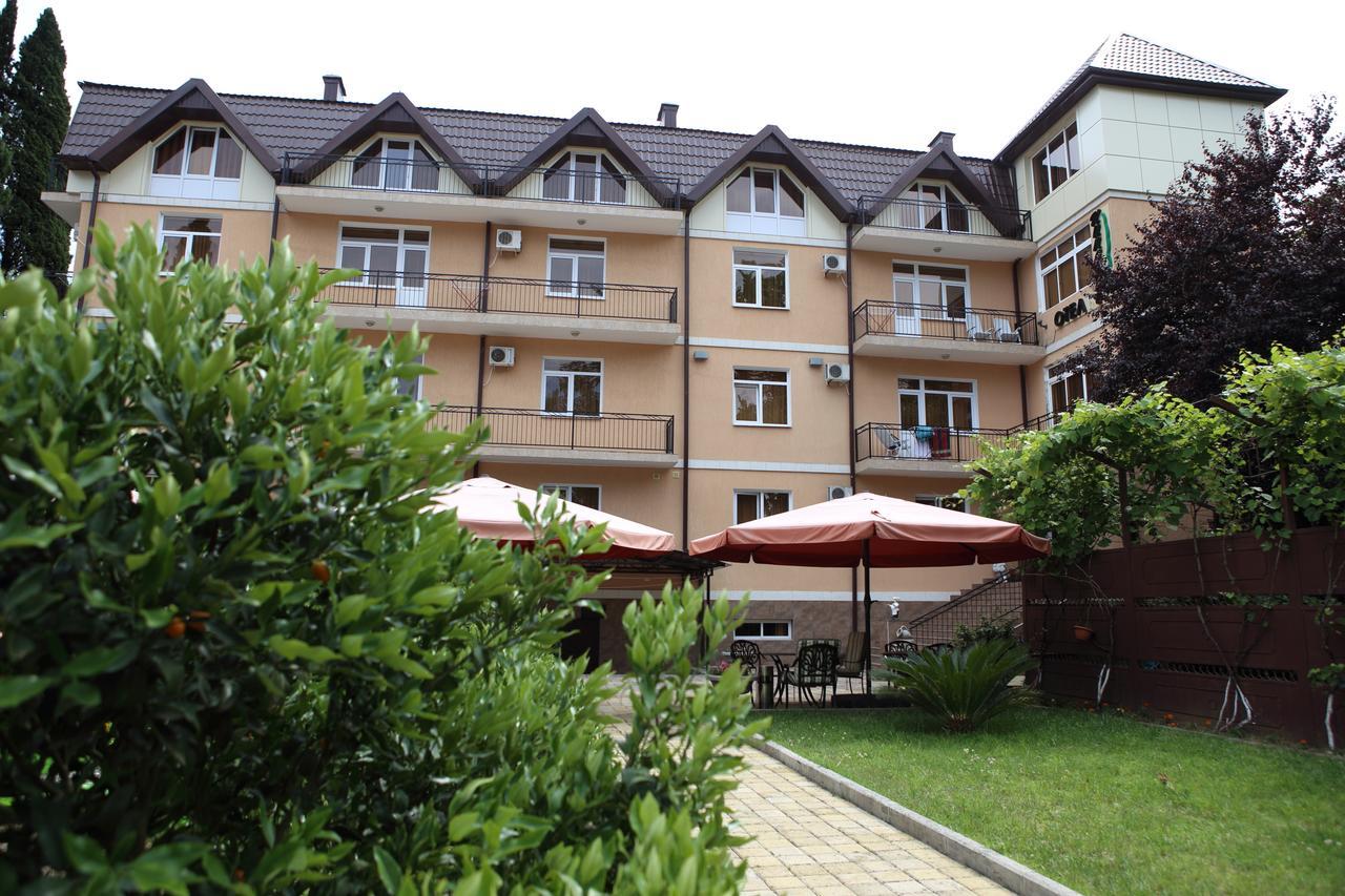 Hotel Kiparis 皮聪达 外观 照片