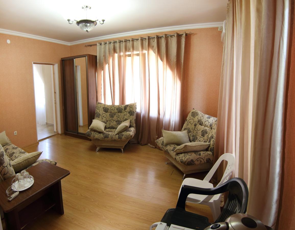 Hotel Kiparis 皮聪达 外观 照片