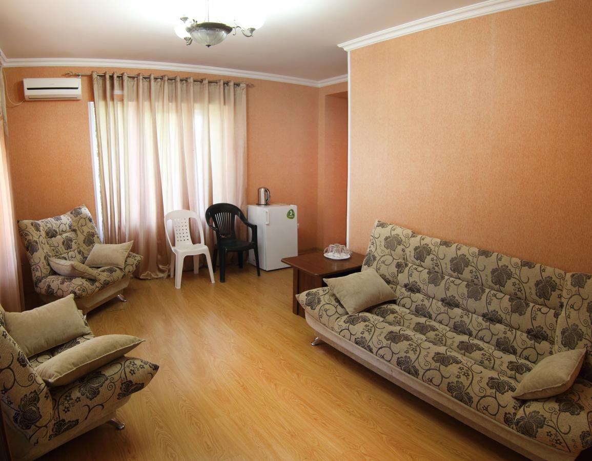 Hotel Kiparis 皮聪达 外观 照片