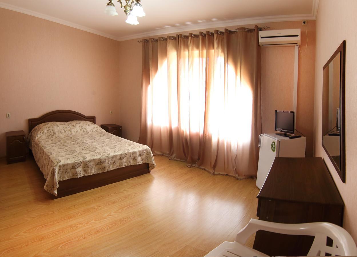 Hotel Kiparis 皮聪达 外观 照片