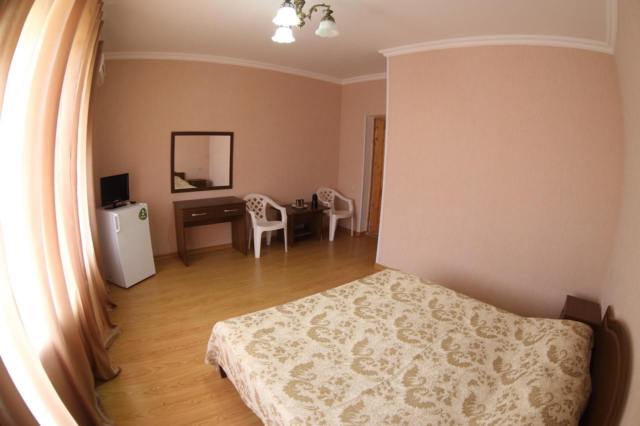 Hotel Kiparis 皮聪达 外观 照片