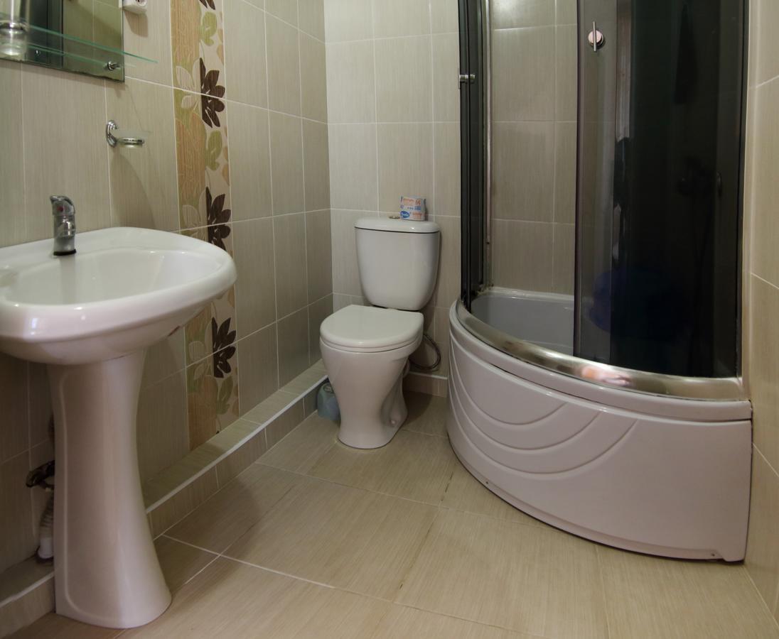 Hotel Kiparis 皮聪达 外观 照片